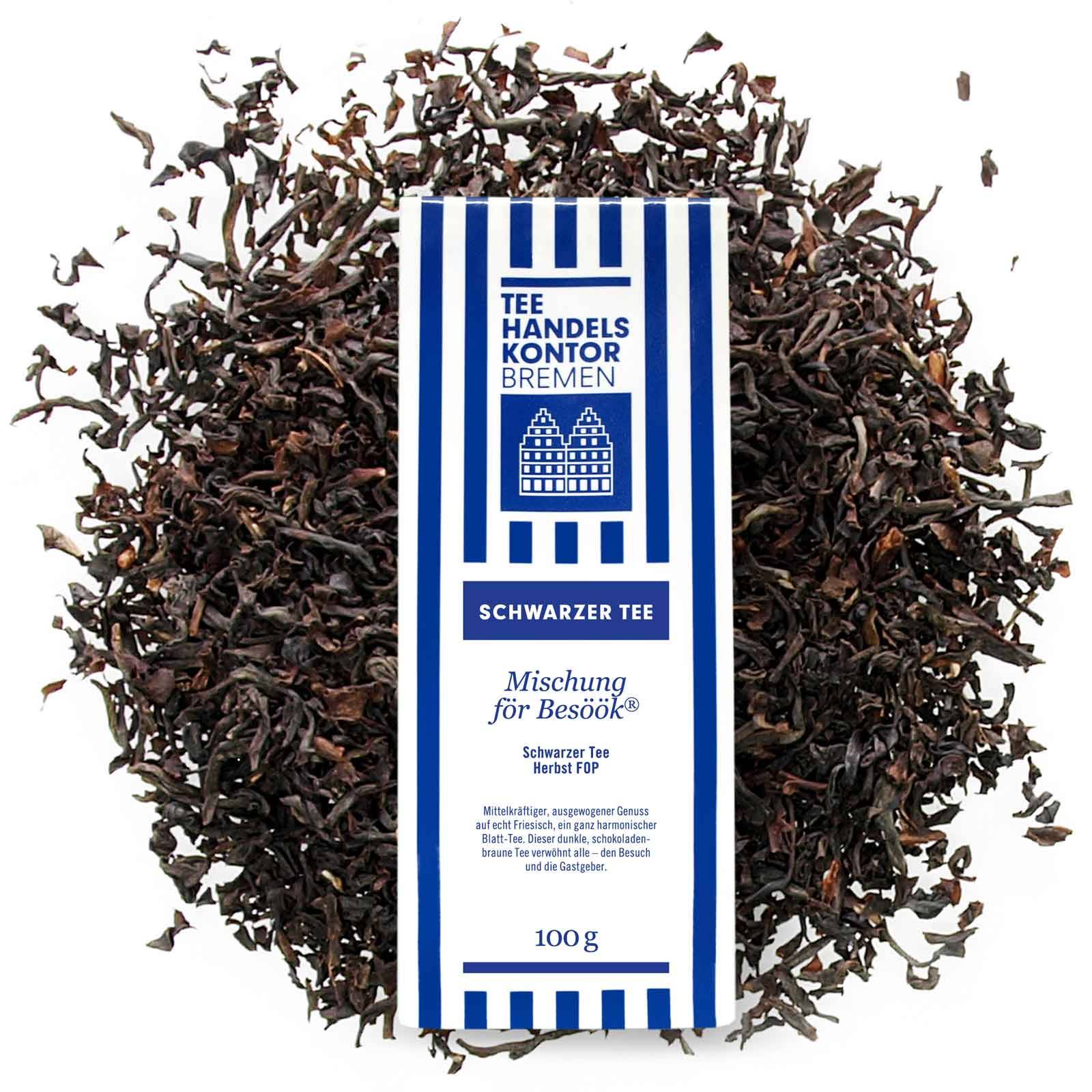Mischung för Besöök Schwarztee mit blau-weißer Teetüte und lose