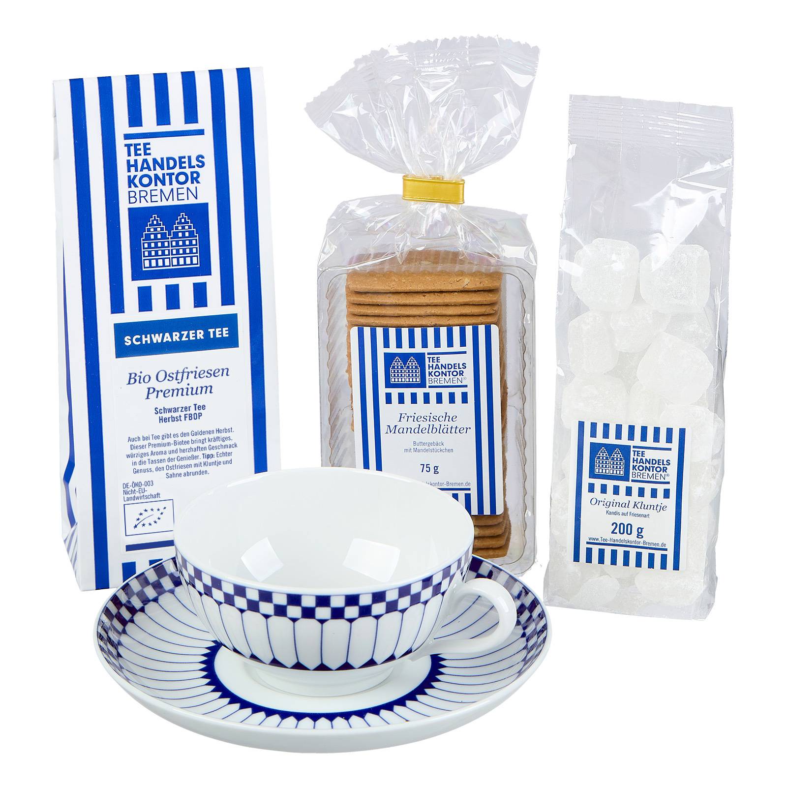 Blau-weiße Teetüte, Tasse blau-weiß, Mandelblätter und Kluntje mit Logo TEE-HANDELS-KONTOR BREMEN