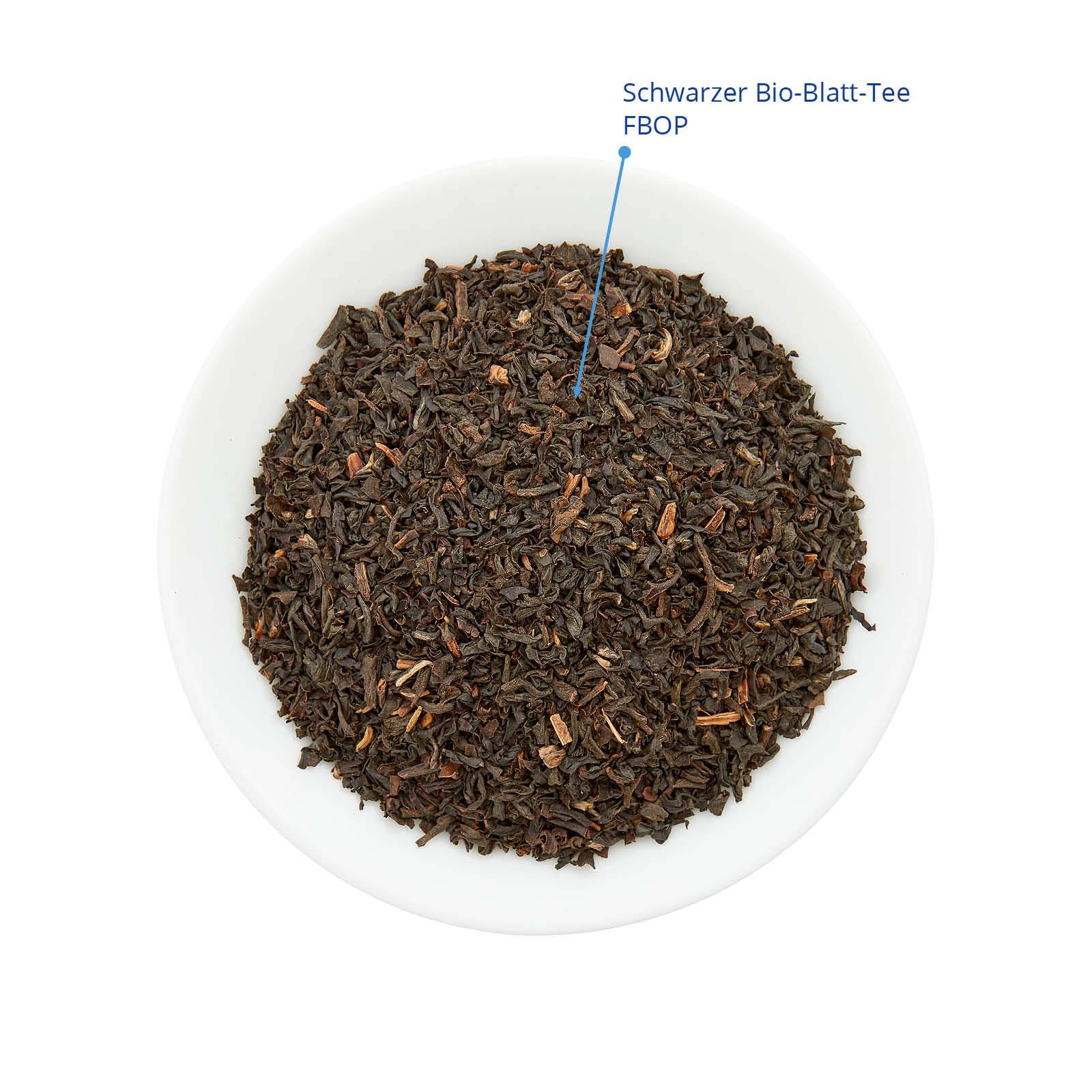 loser Tee mit Einzelzutaten